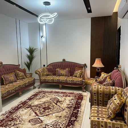 Ferienwohnung Furnished Flat In Al Taif Exterior foto